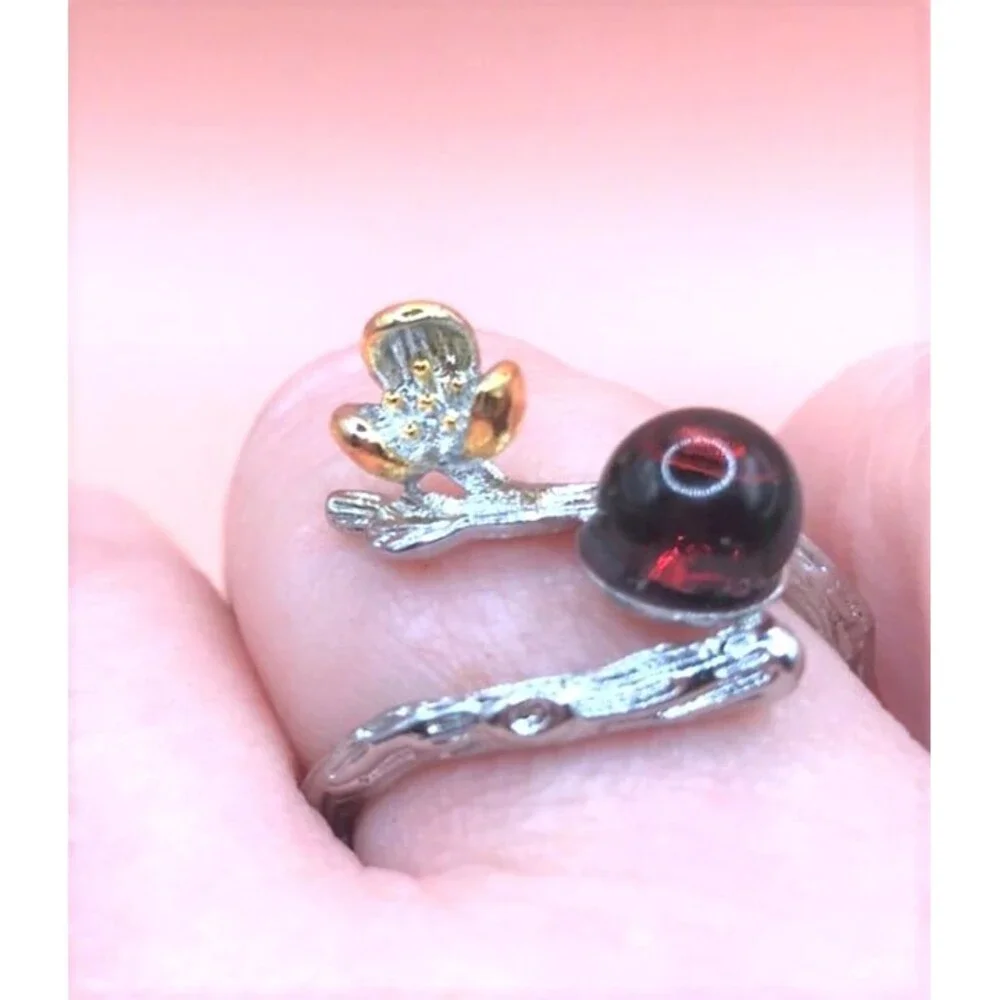 Beautiful Blood Amber Ring - Adjustable - Picture 1 of 5